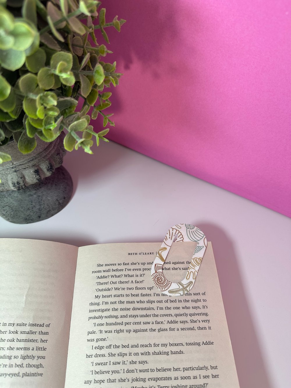 Image of 'Colourful Seashell' Bookmark