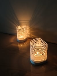 Image 4 of 🕯️ Elegant 3D-Printed Candle Holder – Artistic Light, Modern Design 🕯️