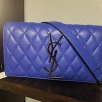 Image 1 of Royal Clutch