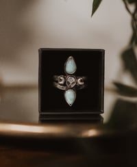 Image 3 of Sterling Silver Alien & Larimar gemstone Ring – UK Size V