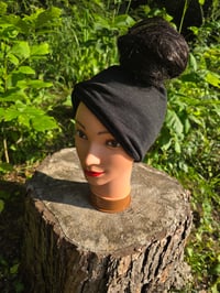 Image 2 of Linen Cinch & Snap Ponytail Beanie in Black
