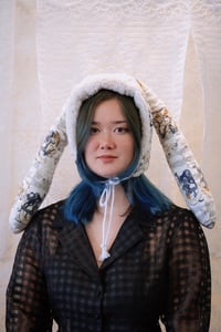 Image 3 of La Modiste: Quilted White Oni Blossom Rabbit Hat