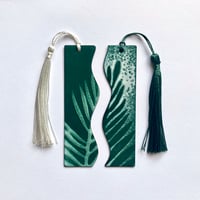 Image 1 of Green Leaf Bookmark Set