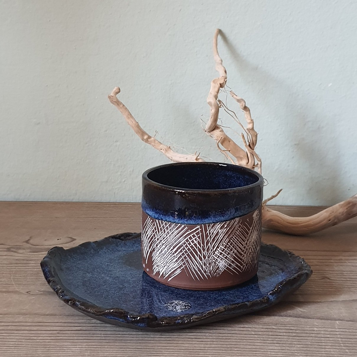 Image of Tazza con piattino | GRES ROSSO, GRES NERO