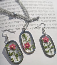 Image 1 of Matching Narcissus Flower Set