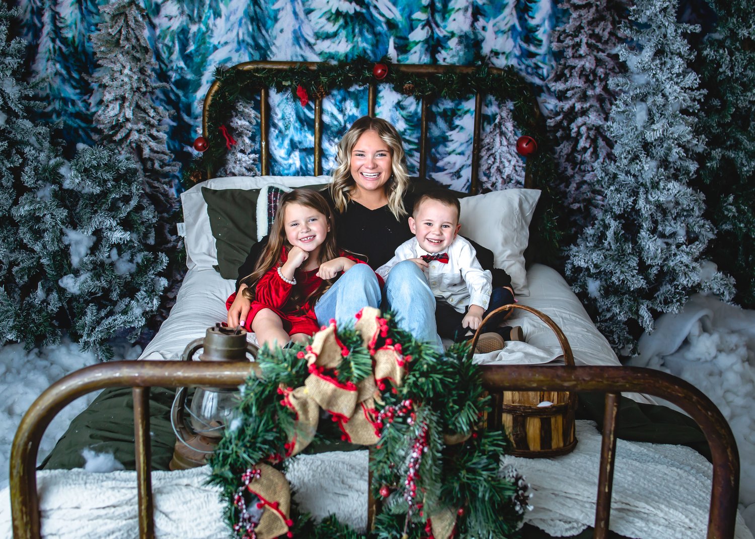 Image of Studio Christmas Family Mini's 
