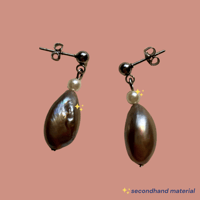 Image 2 of The Hostess Earrings