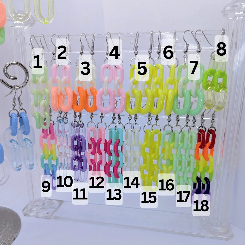 Image of Chain Dangle Earrings
