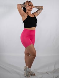 Image 1 of Seamless Ribbed Shorts With Scrunch Butt