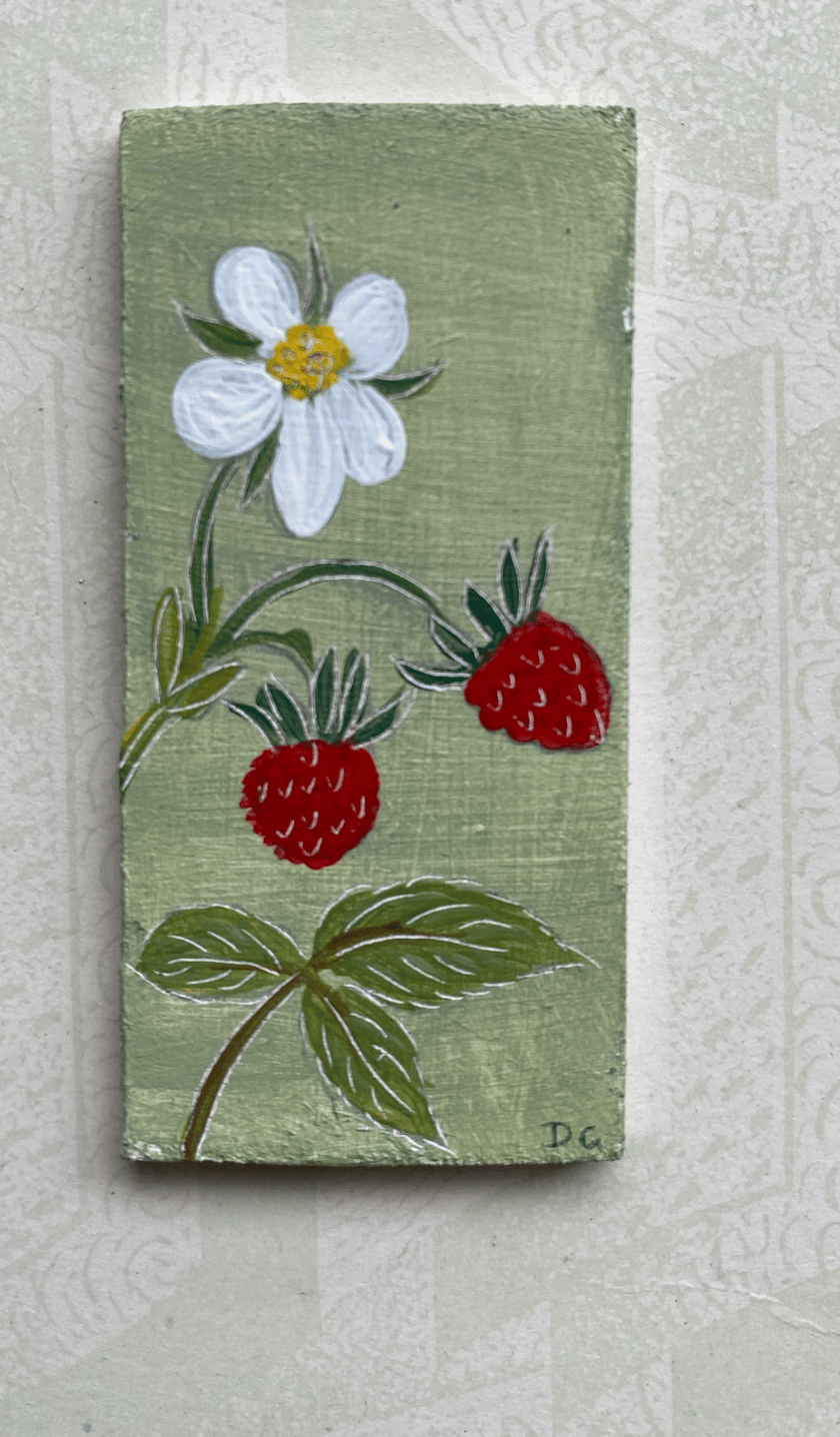 Image of Tiny Wild Strawberry (A)
