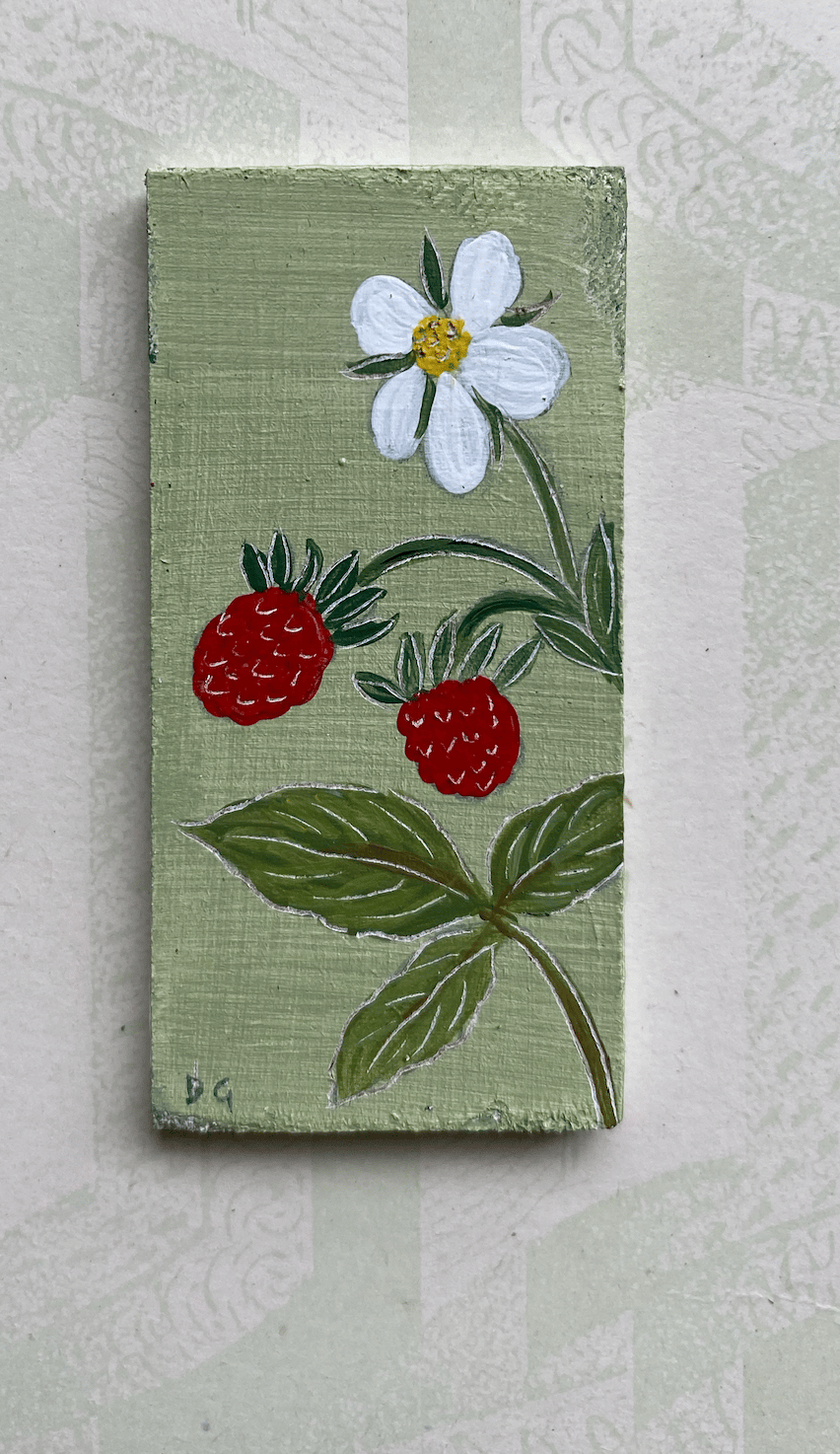 Image of Tiny Wild Strawberry (B)