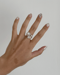 Image of GROTESQUE–01