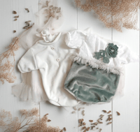 Image 1 of Newborn Photoshoot set Robbie&Hariette