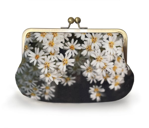 Image of Daisy flowers, printed velvet kisslock bag with crossbody canvas or chain strap