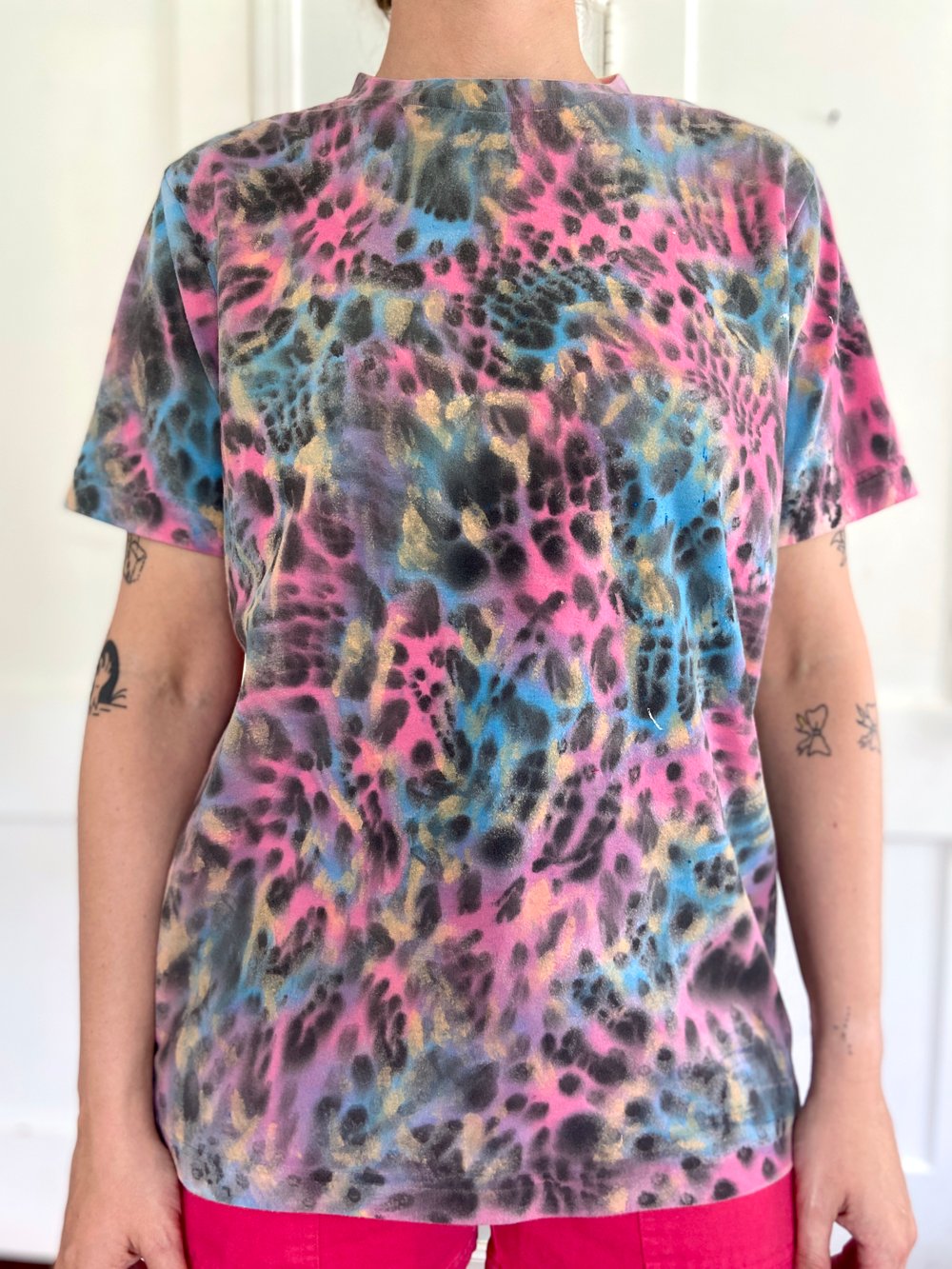 Lisa frank vibes (M)