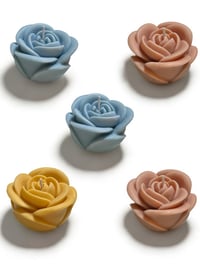 Image 2 of Eva's light Surprise Candle Box