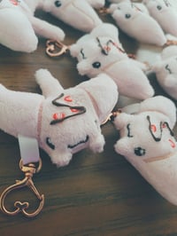 🍓 Mini Strawberry Crepe Ray Plush Keychain 🍓