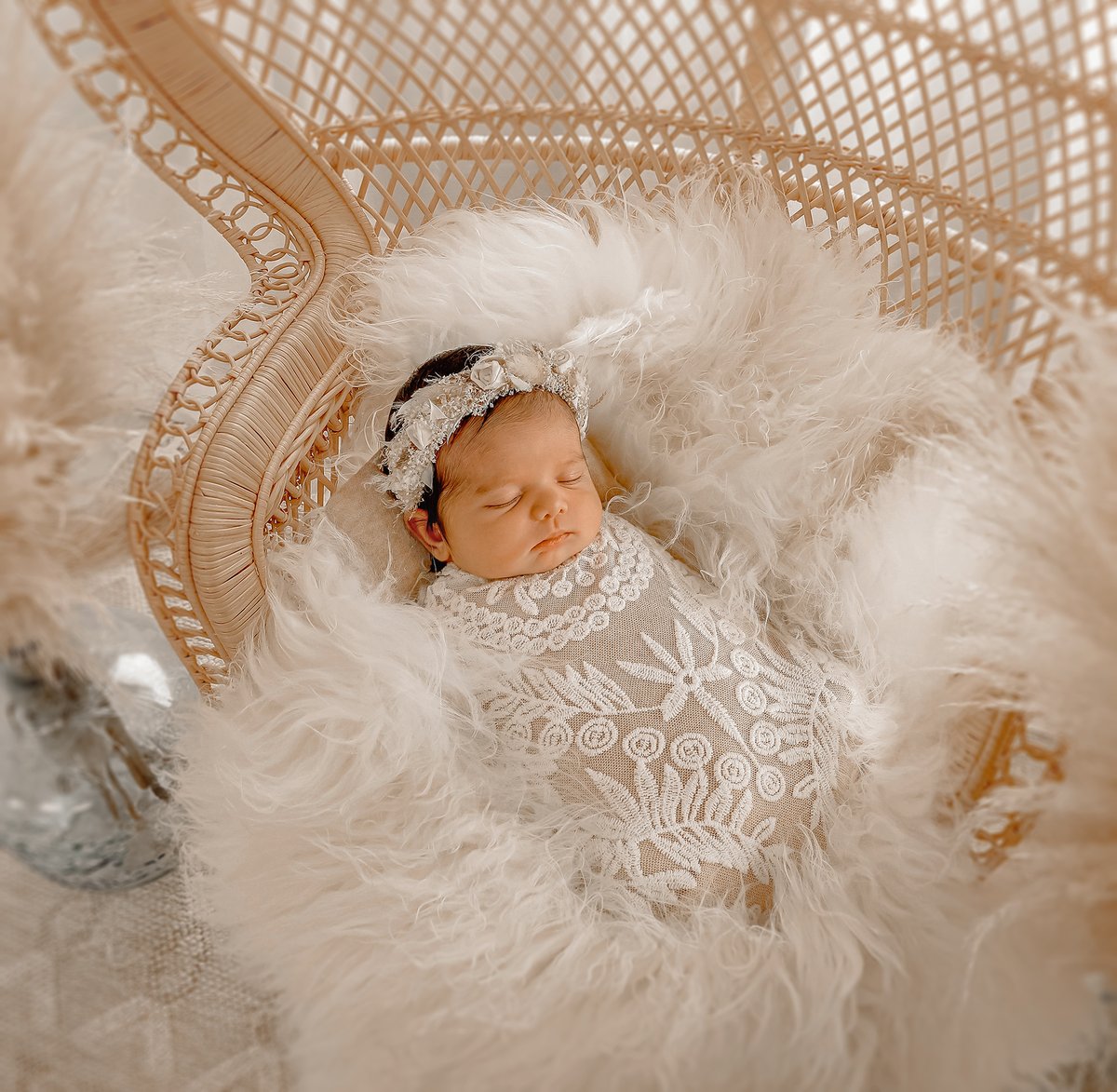 Image of NEWBORN BABY SESSION DEPOSIT