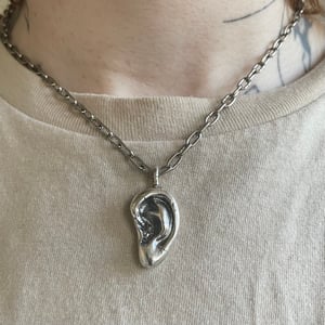 Ear charm 