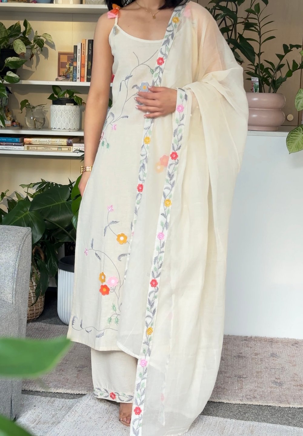 Image of Phoolbari three piece kurtha set 