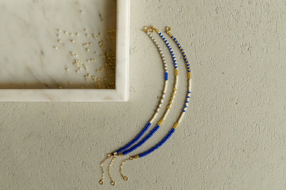 Image of SKY - Perlen Armband - Varianten blau - goldfilled Details