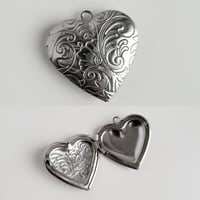 Image 2 of heart lockets 