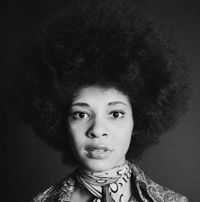 Image 2 of Betty Davis, blue L (24"P2P, 24" S2H, 31"C2C)  