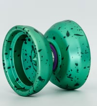 Image 5 of The Corvus by Featherspin Throws