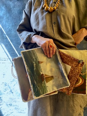 Image of the Sea pouch