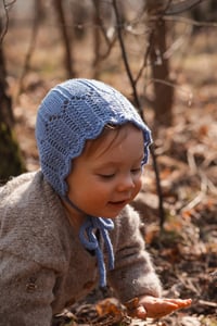 Image 8 of Strickmuster Bonnet Bluebell deutsch