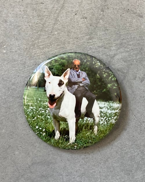 Image of button #39 (#31-#45)