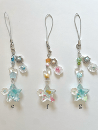 Image 3 of clam shell pond phone charms