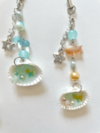 Image 4 of clam shell pond phone charms
