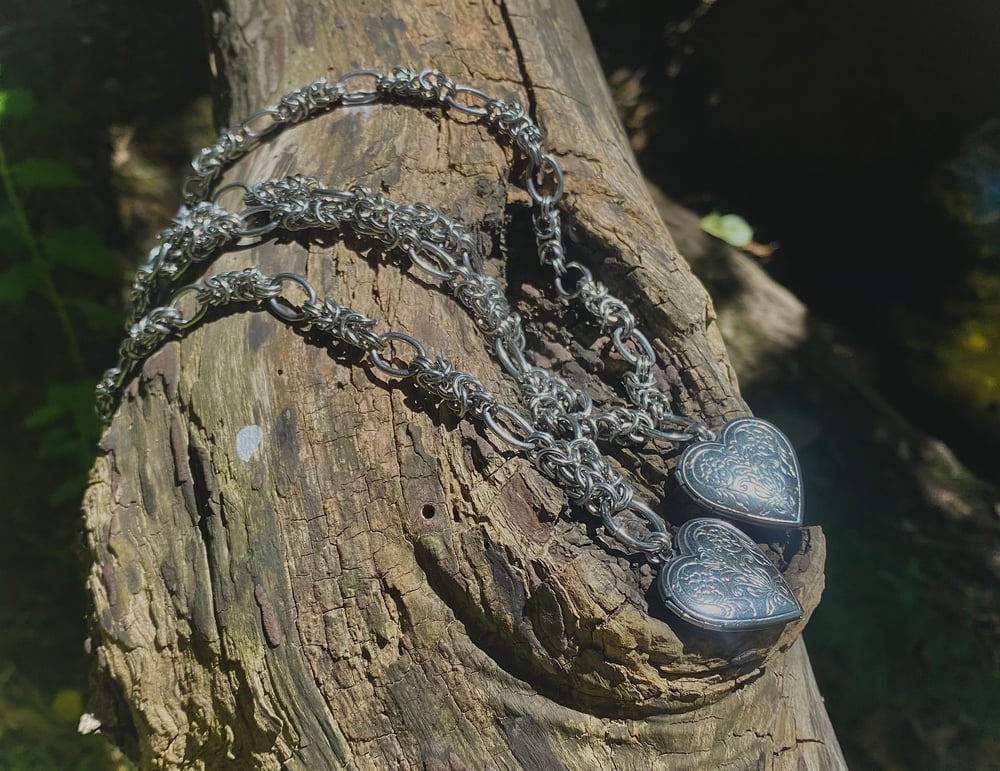 Image of secret*hiding*place