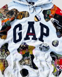 Image 6 of 1 OF 1 REWORKED GAP BATIK PATCHWORKS HOODIE SIZE XL