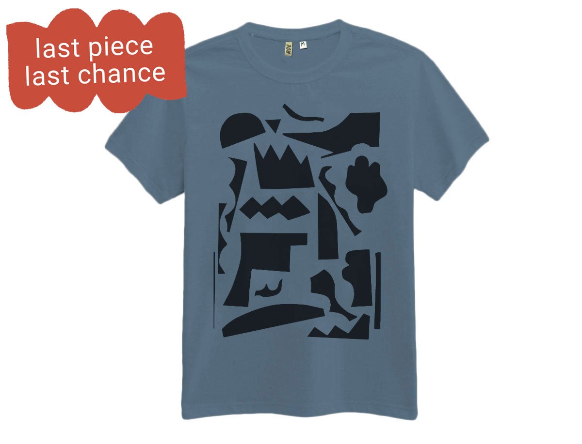 Image of BLACK CUTS BASIC TSHIRT