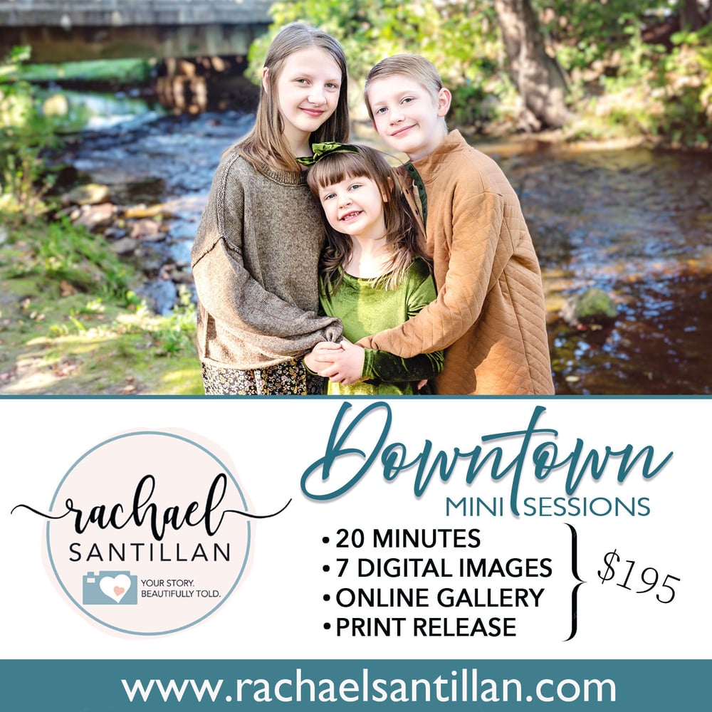 Image of Downtown Holiday Mini Session