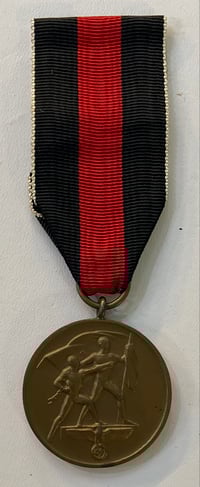 Image 2 of Inter-War (Nazi Germany) Commemorative Medal of 1st October 1938 (Sudetenland Medal)