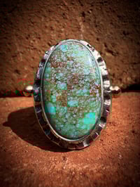 Image 2 of WL&A Handmade Sterling & 18k Gold - Gem Grade Red Webbed Bisbee Turquoise Signet Ring - Size 10