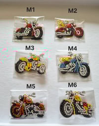  Gem Art Keyrings M