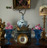 Image 2 of Silhouette vase Médicis bleu 1