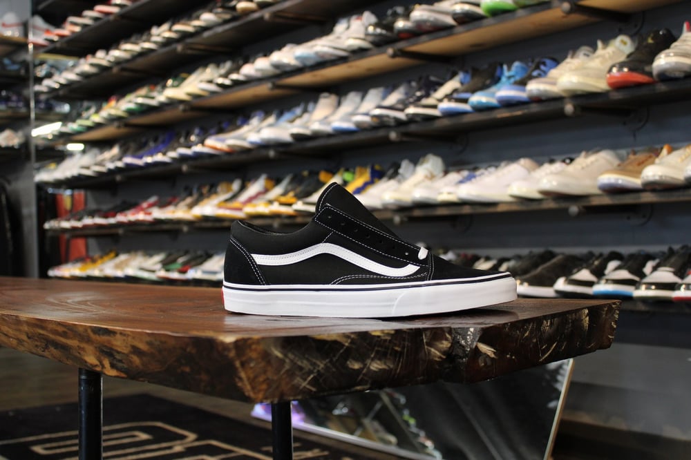 VANS OLD SKOOL "BLK/WHITE"