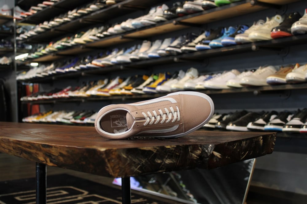 VANS OLD SKOOL DX "BROWN/WHITE"