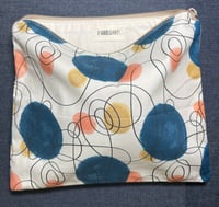 Image 1 of Paris Modern Zip Bag 
