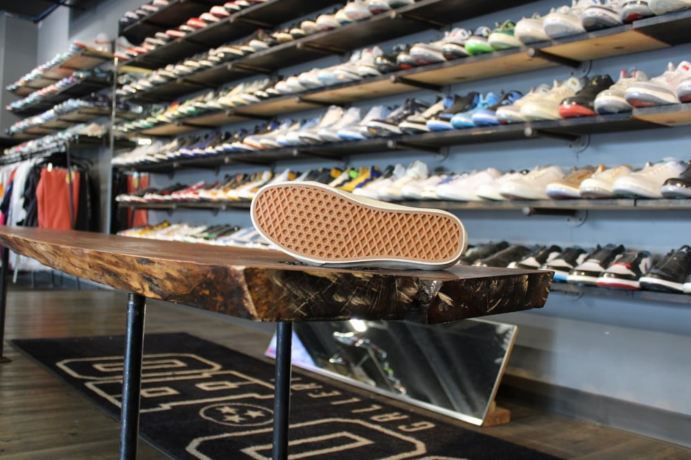 VANS OLD SKOOL "METALLIC SIDEWALL/CEMENT"