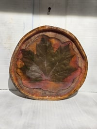 Image 3 of Maple leaf2 tray