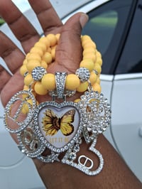 Image 1 of Let it bee