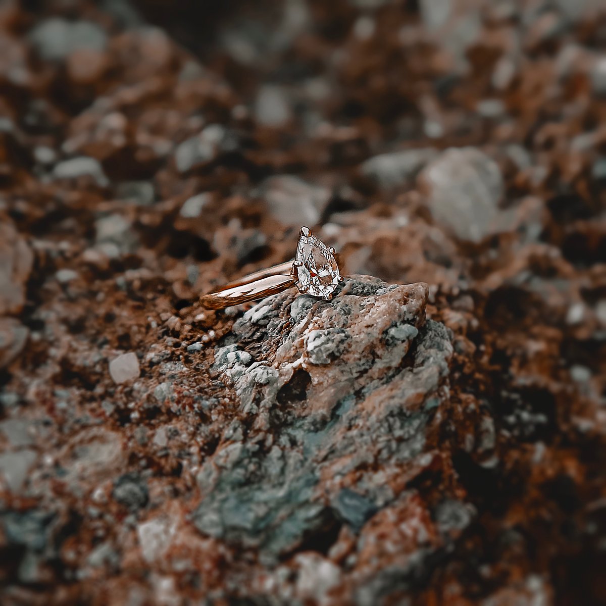 Image of COUPLE/ ENGAGEMENT DEPOSIT