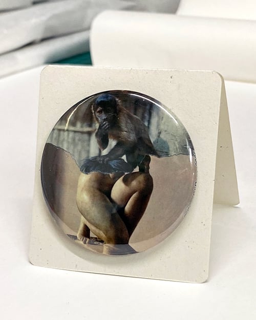 Image of button #40 (#31-#45)