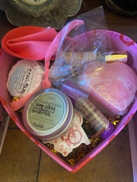 Image 2 of Valentine’s Day baskets 